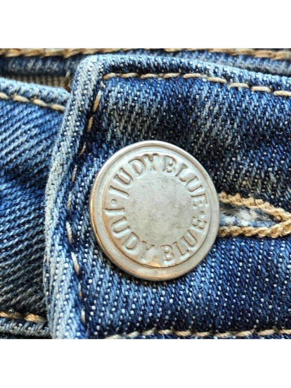 Judy Blue Size 15/32 Skinny Fit distressed frayed hem highrise medium wash jeans - Picture 3 of 13